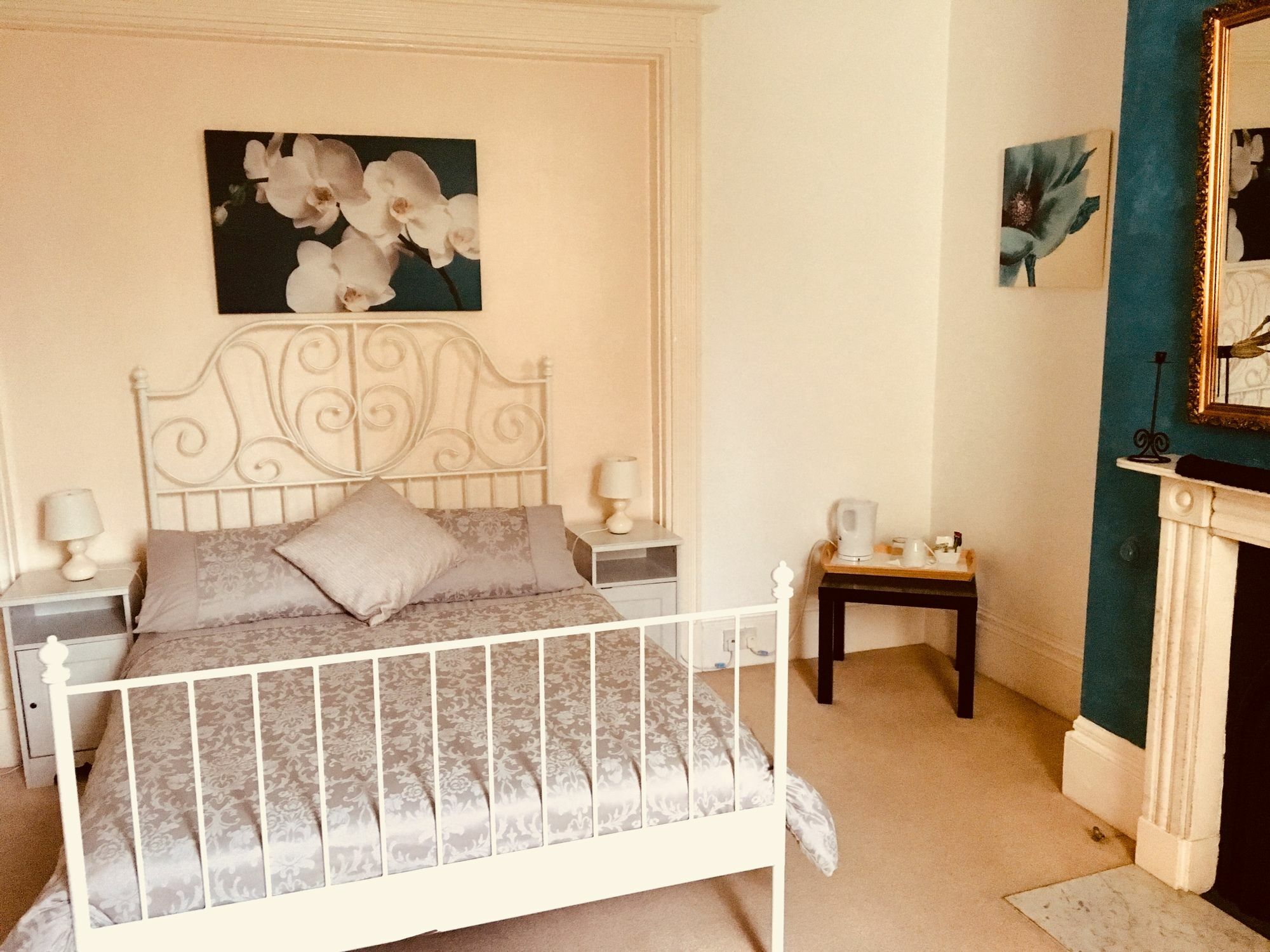 Bentons Guest House Cheltenham Esterno foto
